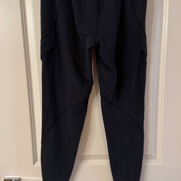 Black Jogger Leggings with Pockets, Under Armour Small - Picture 5 of 10